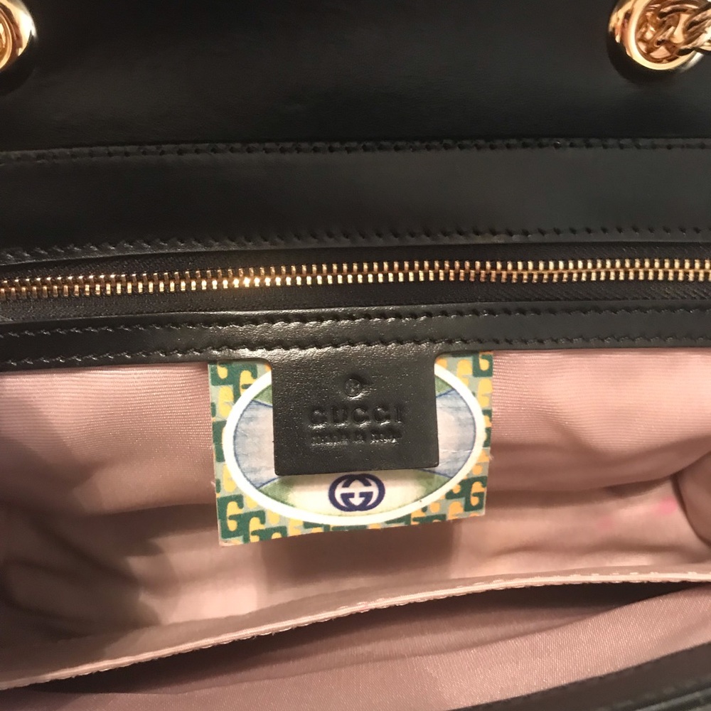 Gucci Rajah Medium Shoulder Bag - Picture 8 of 8